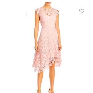 Eliza J. Asymmetric lace dress. Pink. Size 8